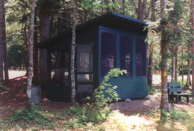 Images/screenhouse.jpg